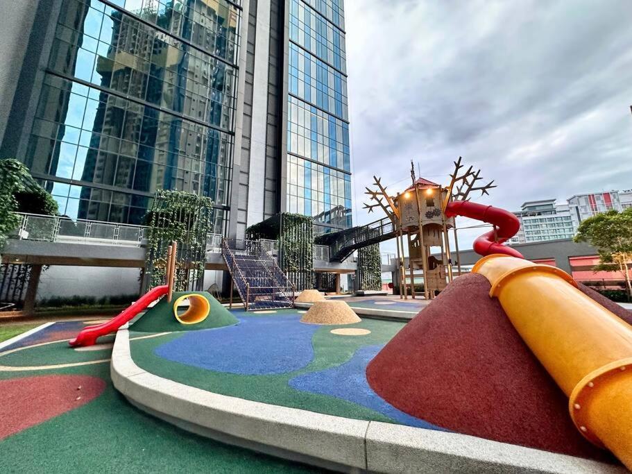 Pangsapuri Sunway Velocity Two By Rverse Kuala Lumpur
