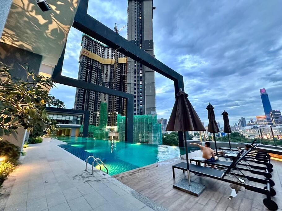 Sunway Velocity Two By Rverse *