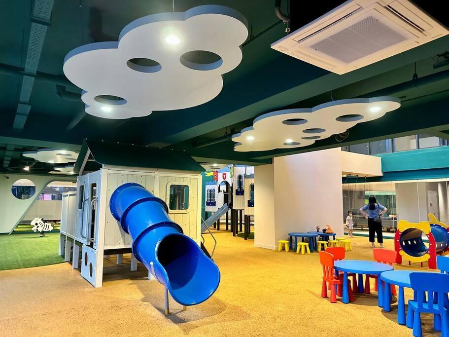 Pangsapuri Sunway Velocity Two By Rverse