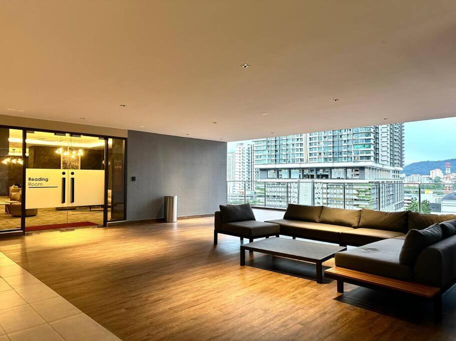 Sunway Velocity Two By Rverse Apartment
