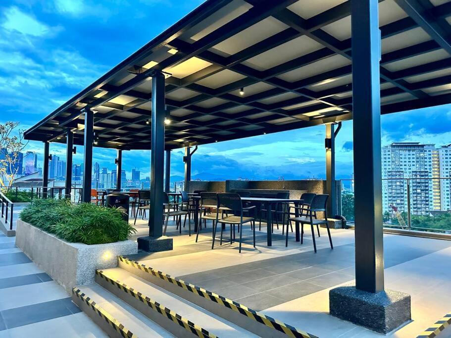 Sunway Velocity Two By Rverse Apartment