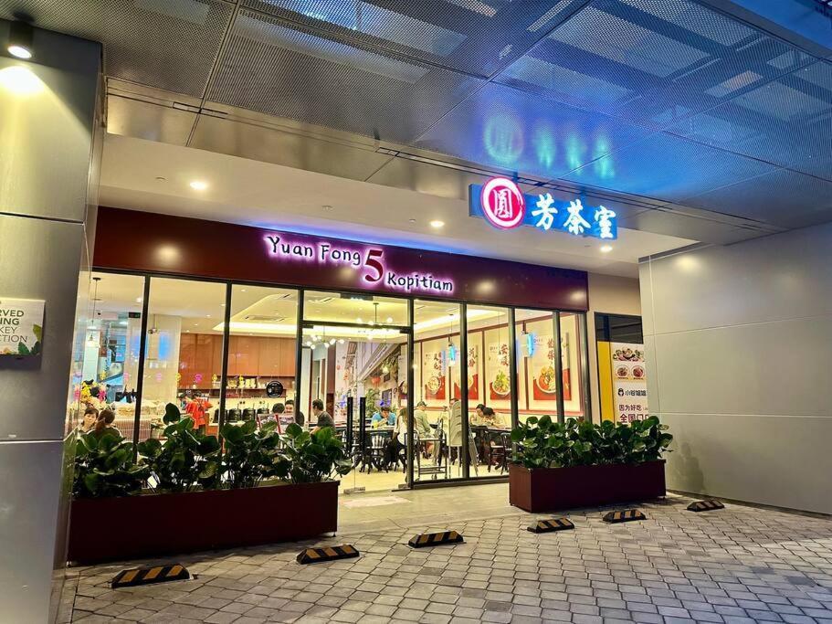 Pangsapuri Sunway Velocity Two By Rverse Kuala Lumpur